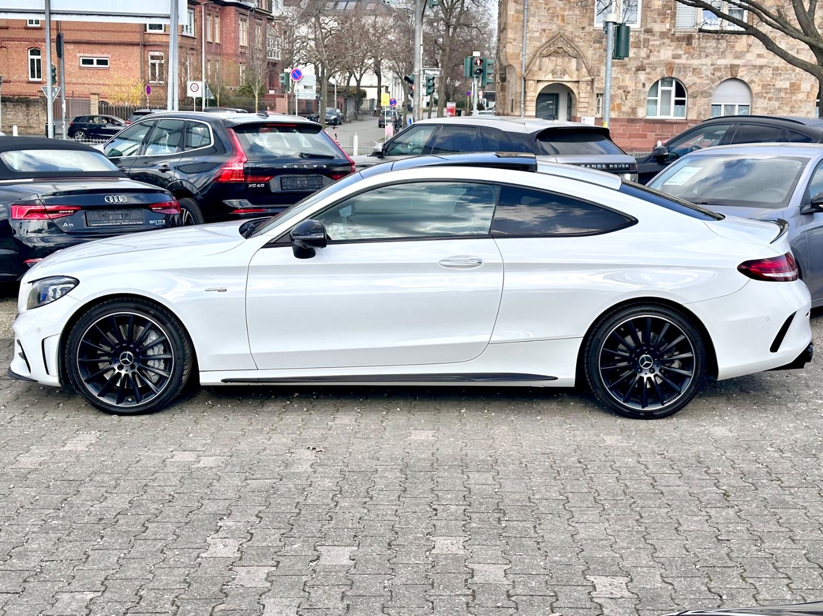 Fahrzeugabbildung Mercedes-Benz C 43 AMG Coupe 4Matic*Burmester+Pano+LED+Memory*