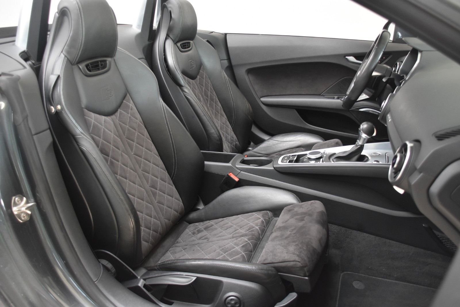 Audi TT 2.0 TFSI Quattro S-Line DSG LED Navi B&O PDC foto 12