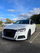 Audi S3 2.0 TFSI S Tronic Quattro - Audi S3 Gebrauchtwagen in Stuttgart