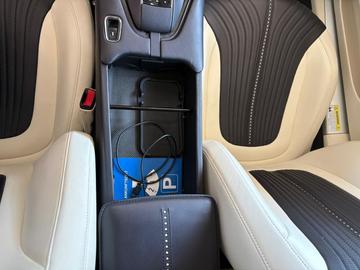 صورة مصغرة 43 لـ 2016 Aston Martin DB11
