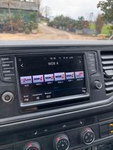 Volkswagen Crafter - Kastenwagen 140 PS - Laderampe - : Kastenwagen