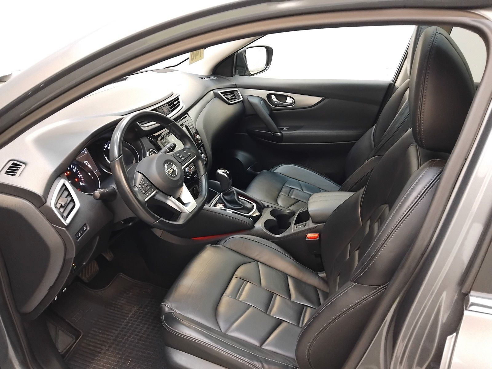 Nissan Qashqai (06/2026, Benzin)