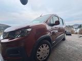 Peugeot Rifter BlueHDi 130 Allure L1 Allure - Peugeot Rifter von privat