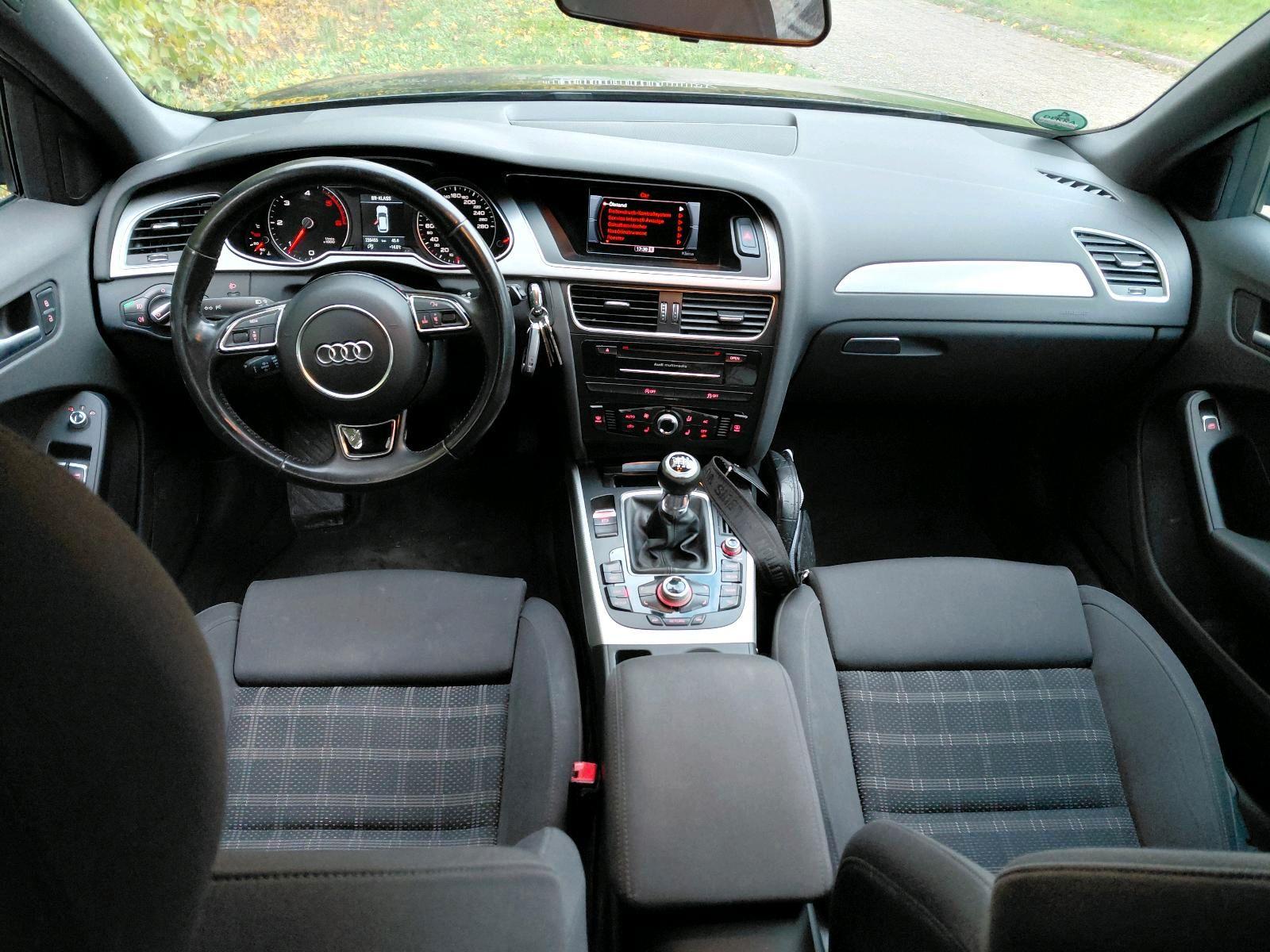 Audi A4 2014 — photo 15