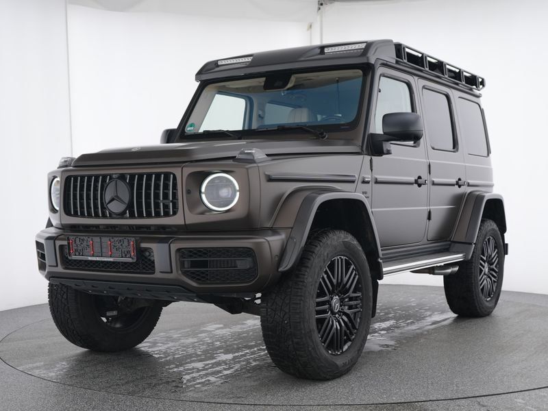 Fahrzeugabbildung Mercedes-Benz G63AMG 4x4² Dachträger Holzboden NightI+II MAGNO