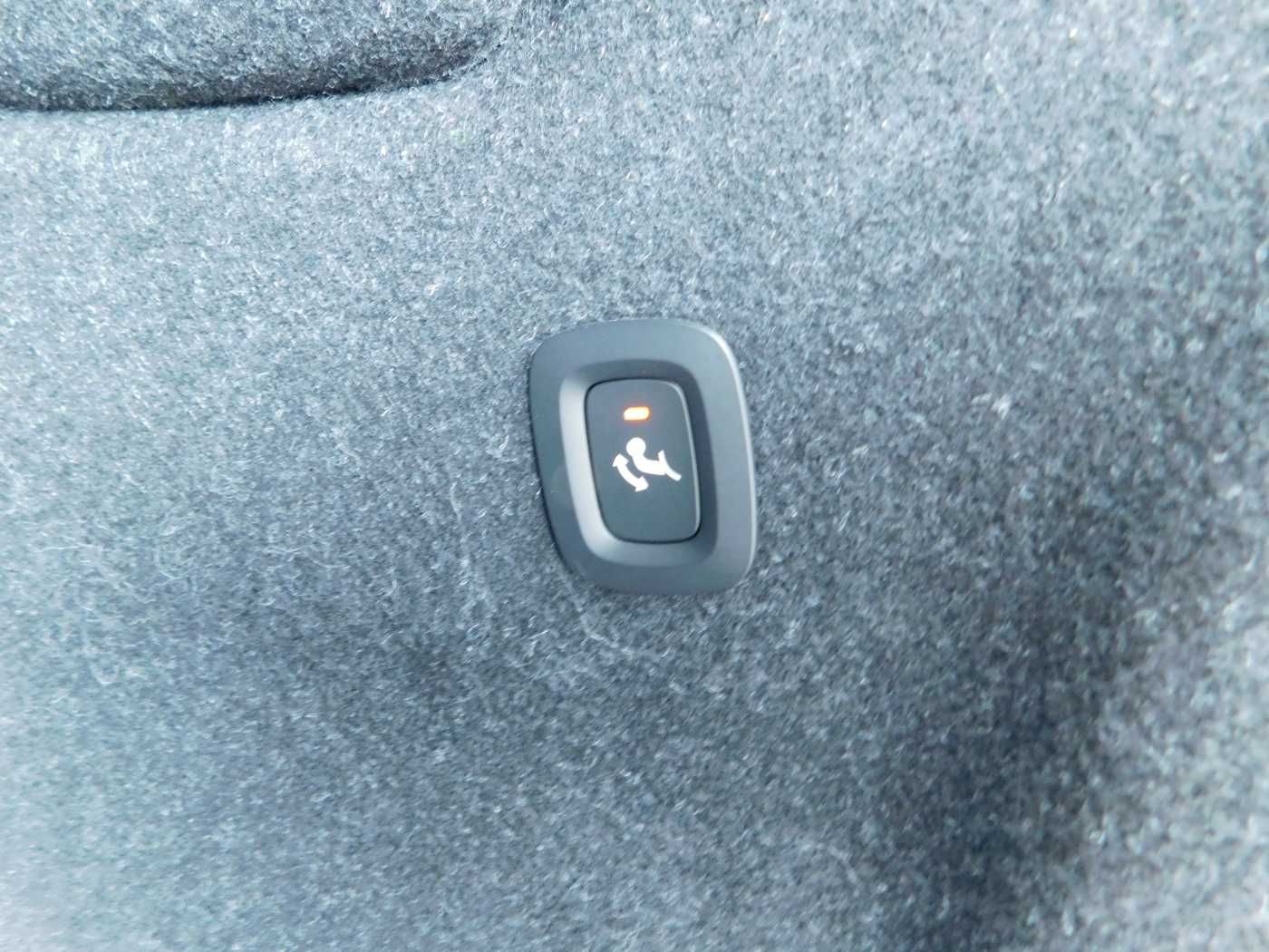 Fahrzeugabbildung Volvo XC40 B4 B DKG Core 'ACC, BLIS, AHK'