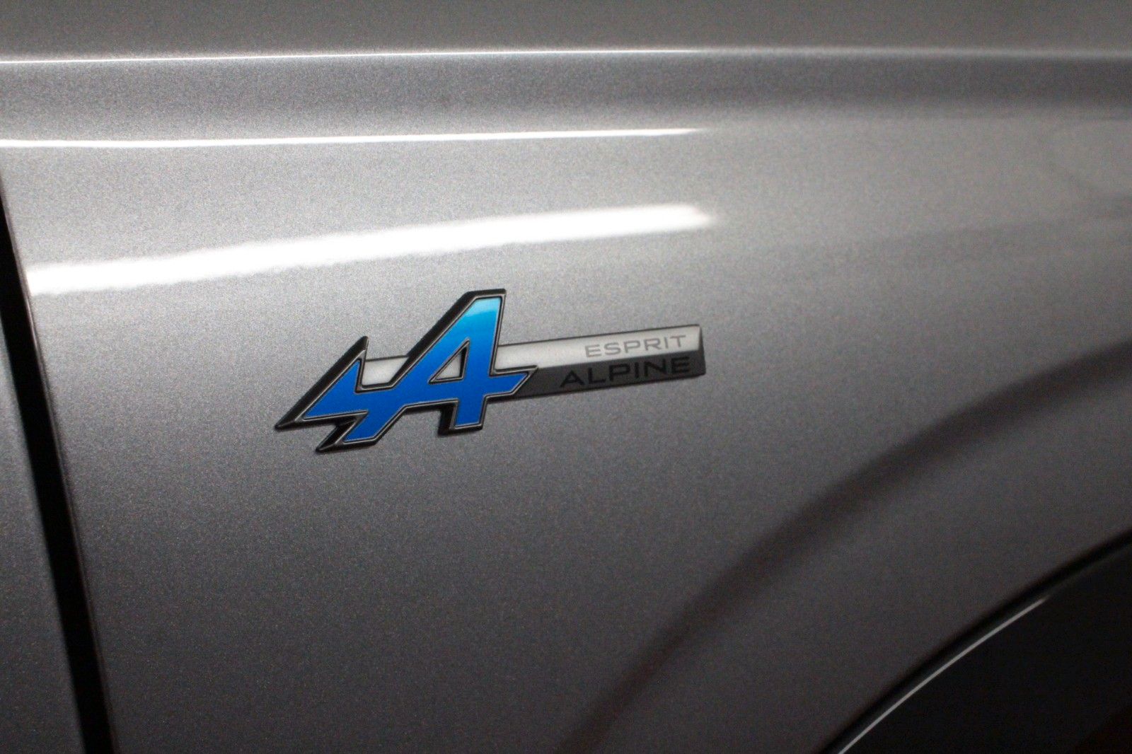 Fahrzeugabbildung Renault Austral Mild Hybrid 160 Iconic Esprit Alpine Aut