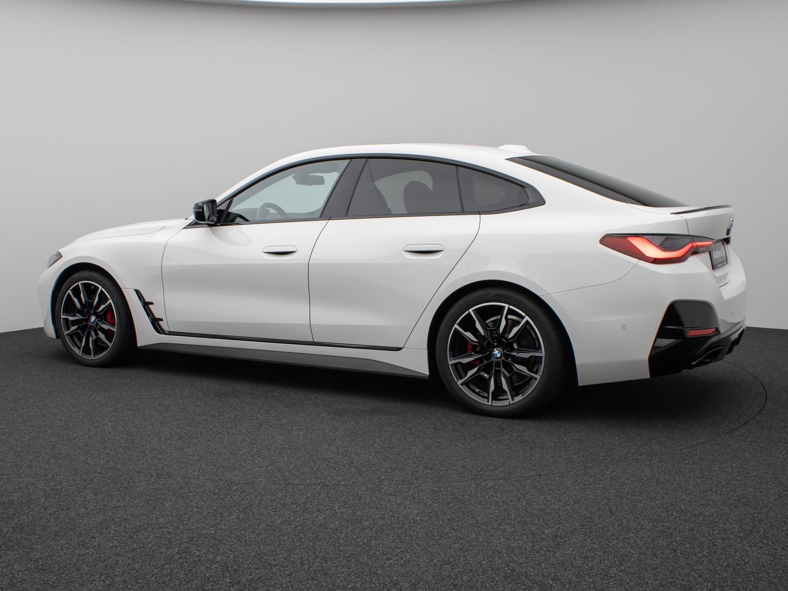 Fahrzeugabbildung BMW M440i xD Gran Coupé Glasdach Kamera HUD DAB H/K