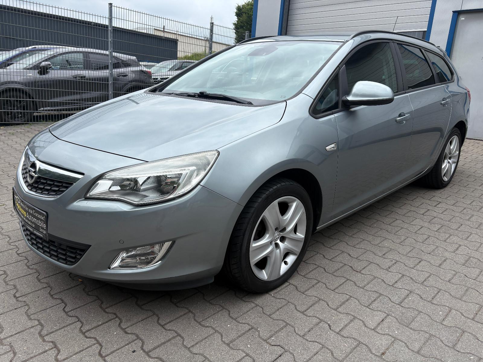 Opel Astra J 1.4 Sports Tourer Design Edition