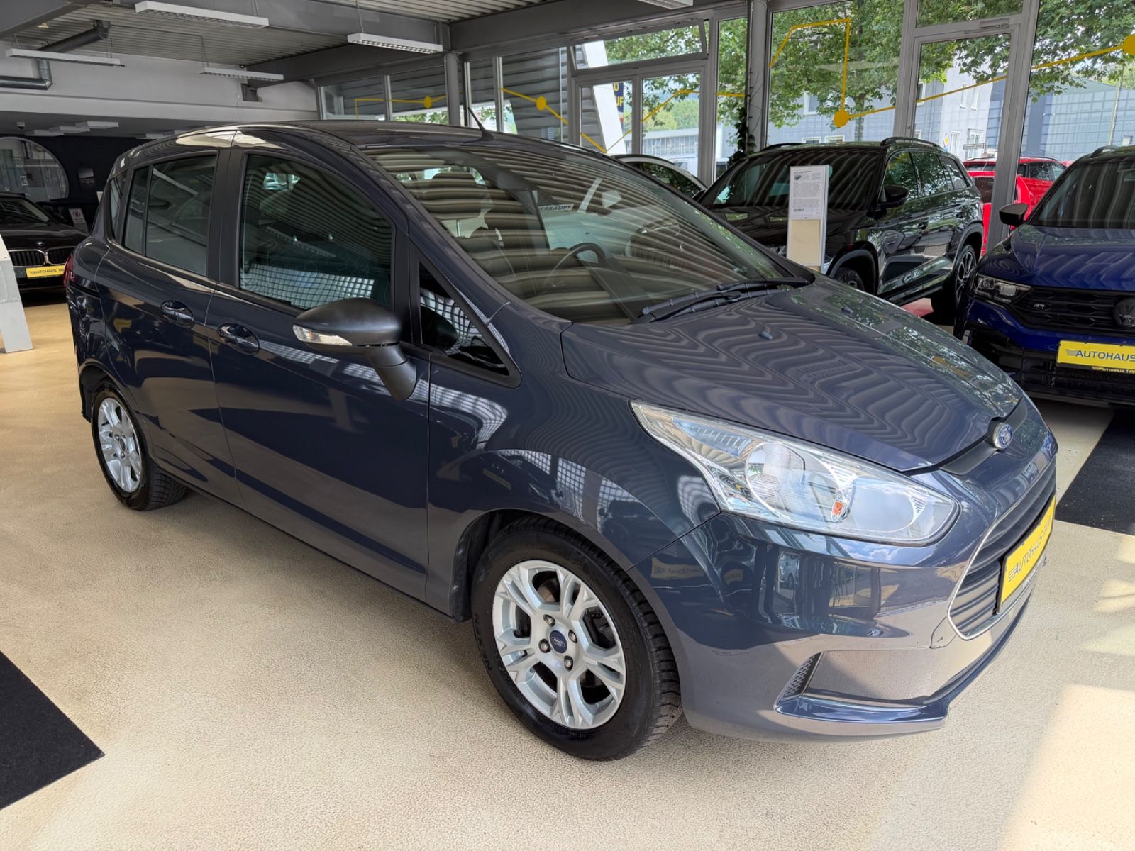 Fahrzeugabbildung Ford B-Max B-MAX Sync Edition