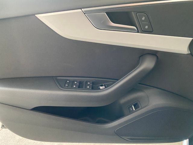 A4 Avant S line 40 TDI S tronic PANO+NAVI