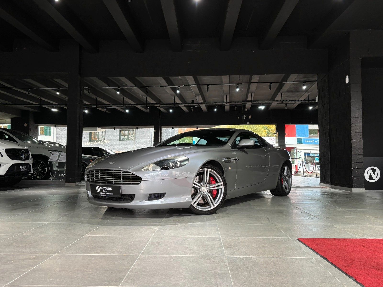 Fahrzeugabbildung Aston Martin DB9 LM 1of124 Sonderedition