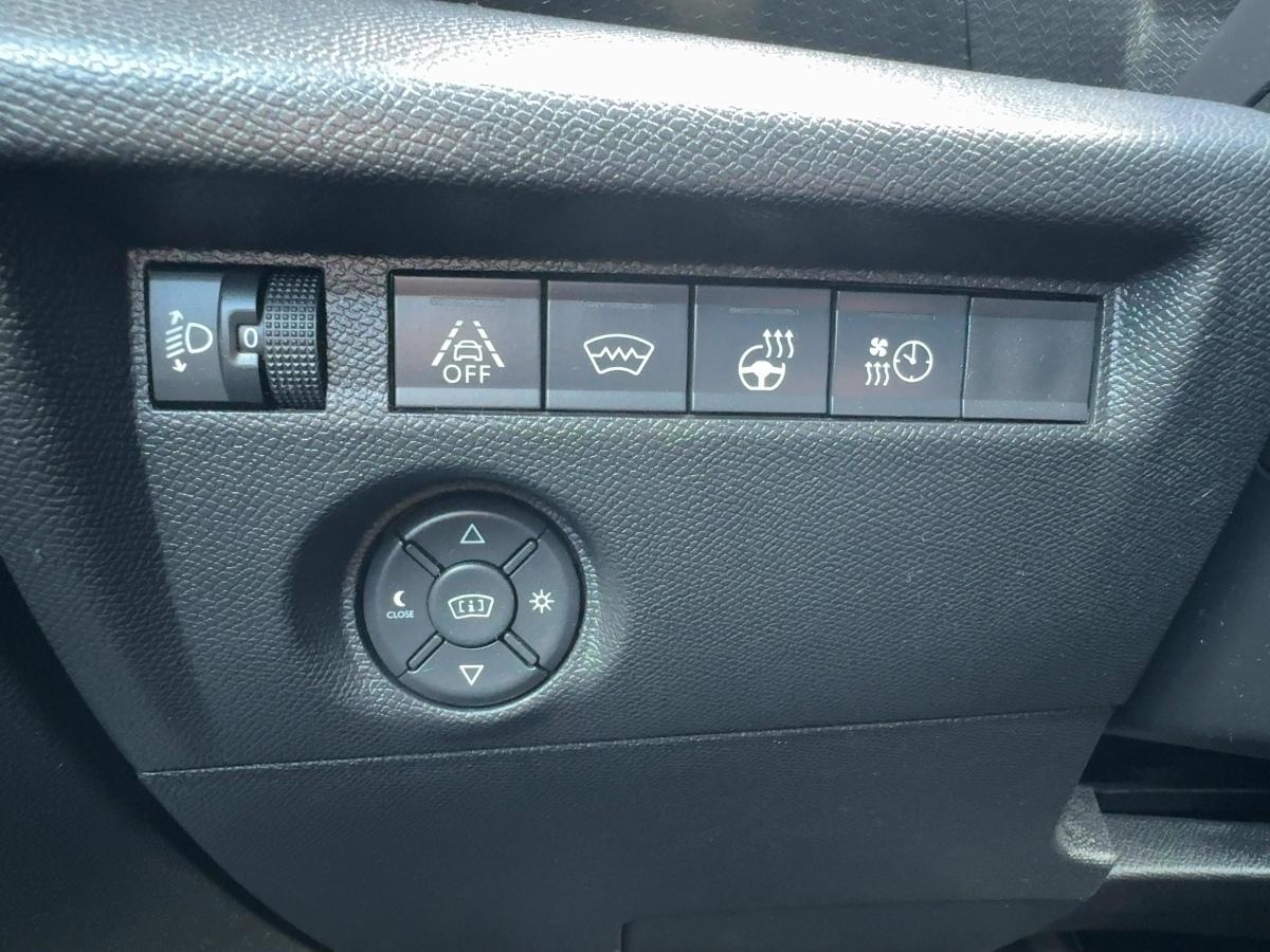 Citroën ë-C4 Shine 136