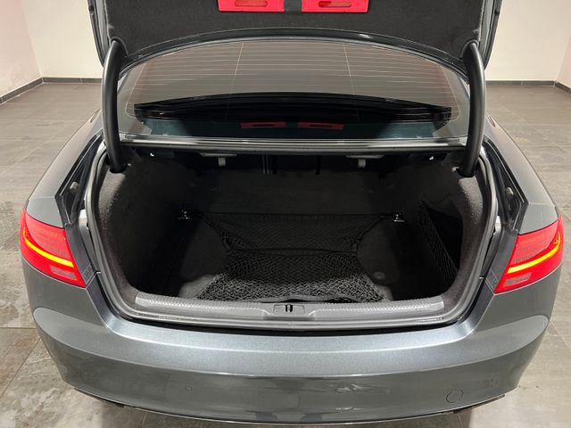 Audi RS5 Coupe 4.2 FSI Quattro Automatik, Navi, Leder