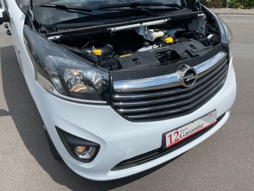 Opel Vivaro - 10