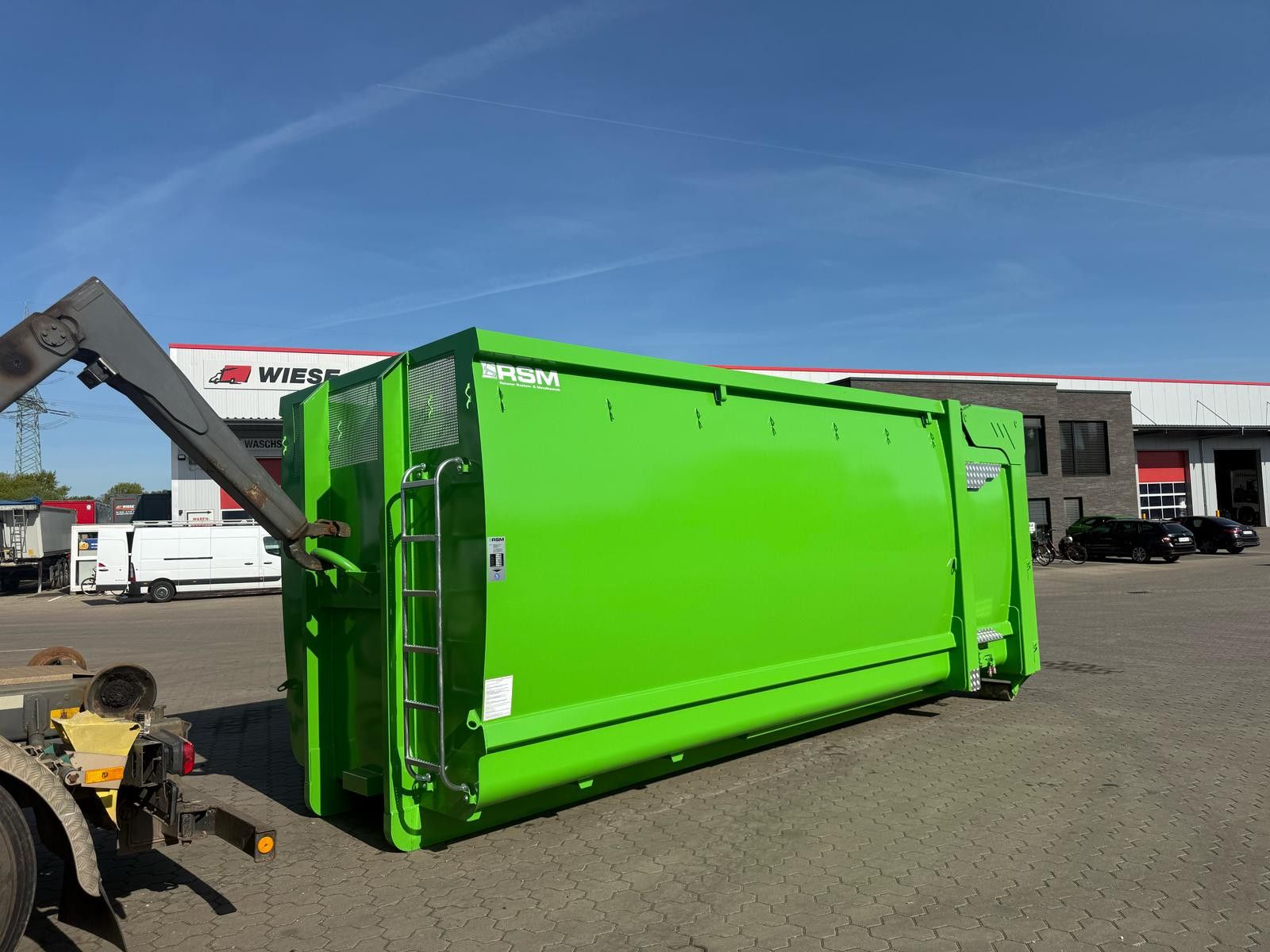 Fahrzeugabbildung Andere RSM Abrollcontainer 38m³ mit hydr. Heckklappe
