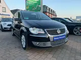 Volkswagen Touran 1.9 TDI Trendline,Klima,ab.AHK.Alu,PDC,DR - gebrauchte VW Touran aus dem Jahr 2007