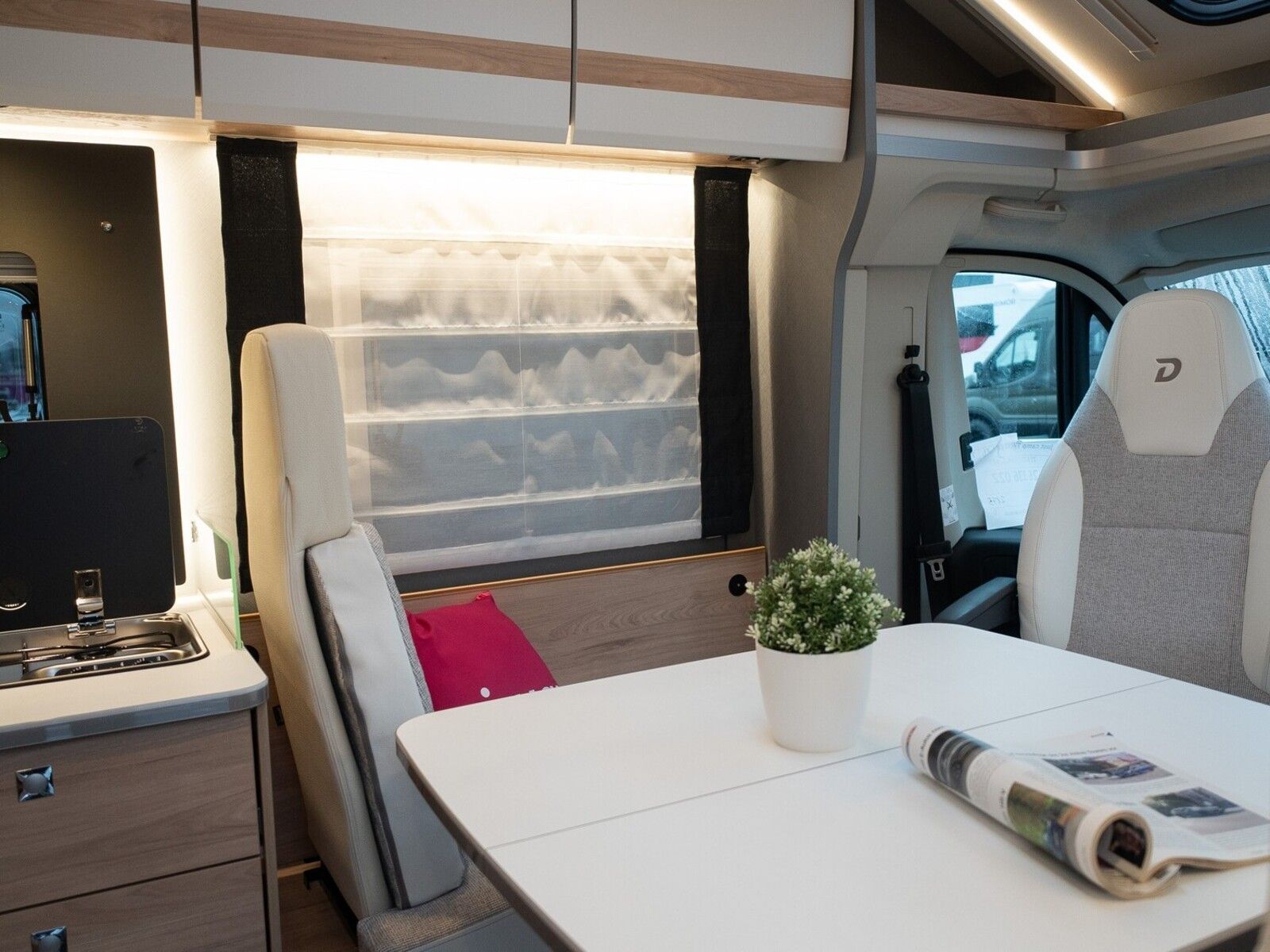 Fahrzeugabbildung Dethleffs Just Camp Active T 7052 EBL ACC*Navi*Kamera*uvm