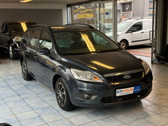 Ford Focus  1,4 Ltr. - 59 kW 16V Turnier Ambiente