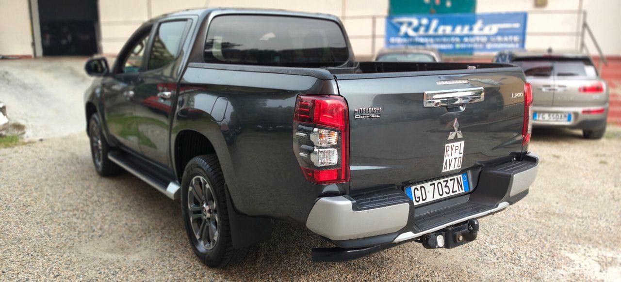 Mitsubishi L200 2.3D Double Cab 4x4 Intense Ganc