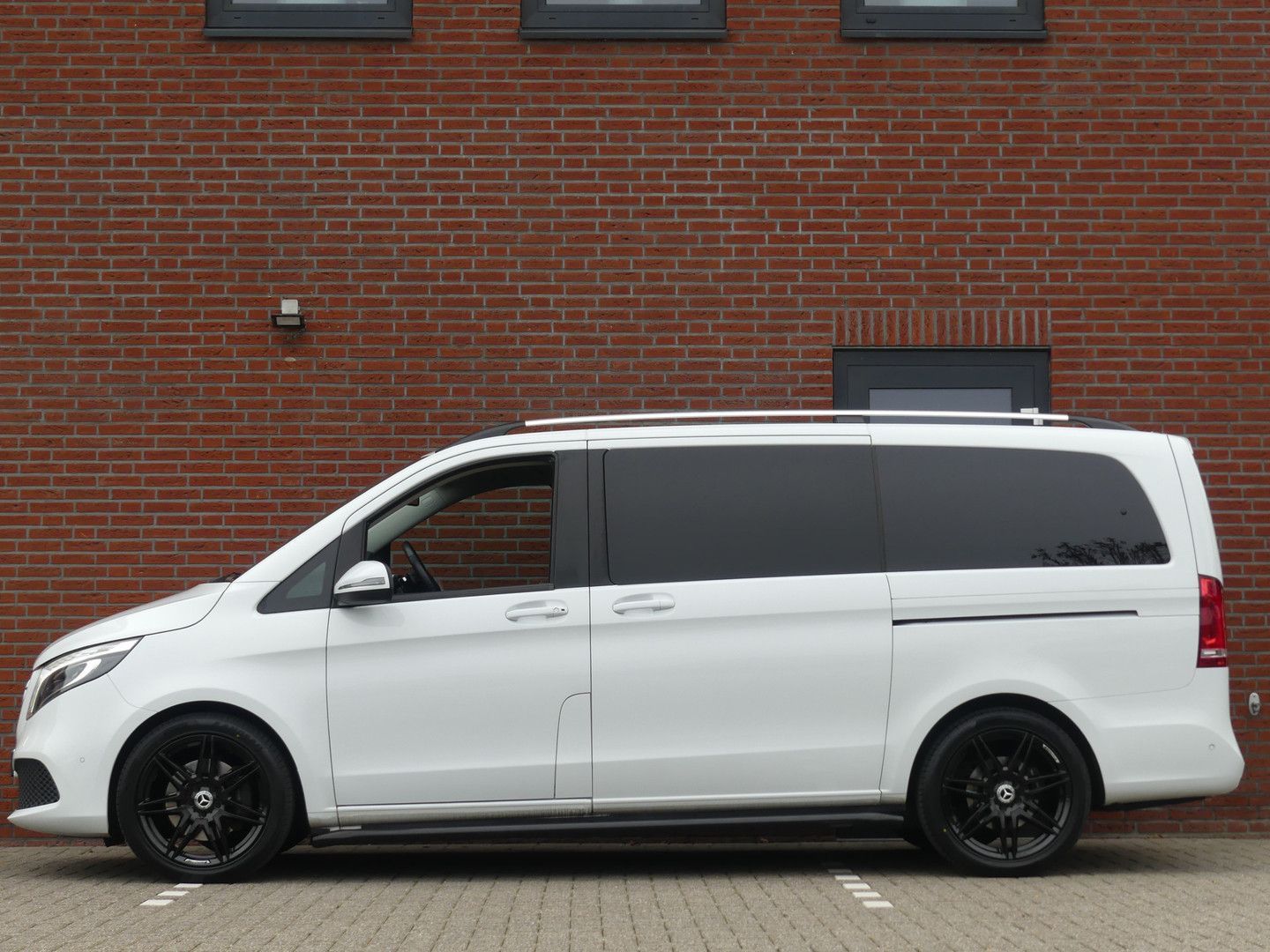 Mercedes-Benz V 300 V-klasse 300d Lang Dubbel Cabine LED/Leer/ imagem 3