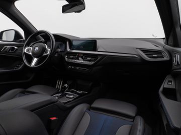 Fahrzeugabbildung BMW 120d Aut. M Sport DAB HiFi CockPitPro PDC LED