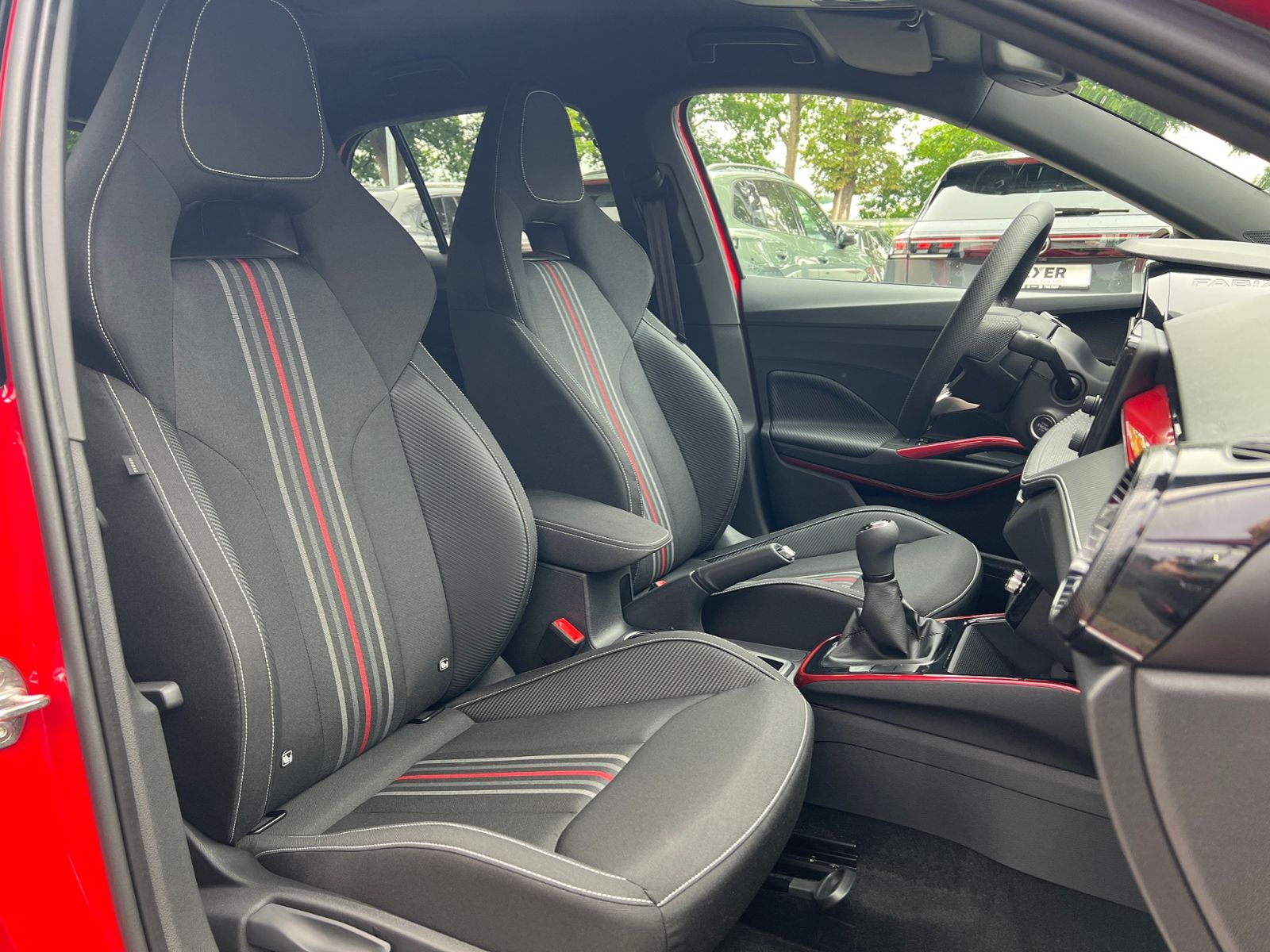 Fahrzeugabbildung SKODA Fabia Monte Carlo 1.0 TSI *LED, 17" LM-Felge, Kl