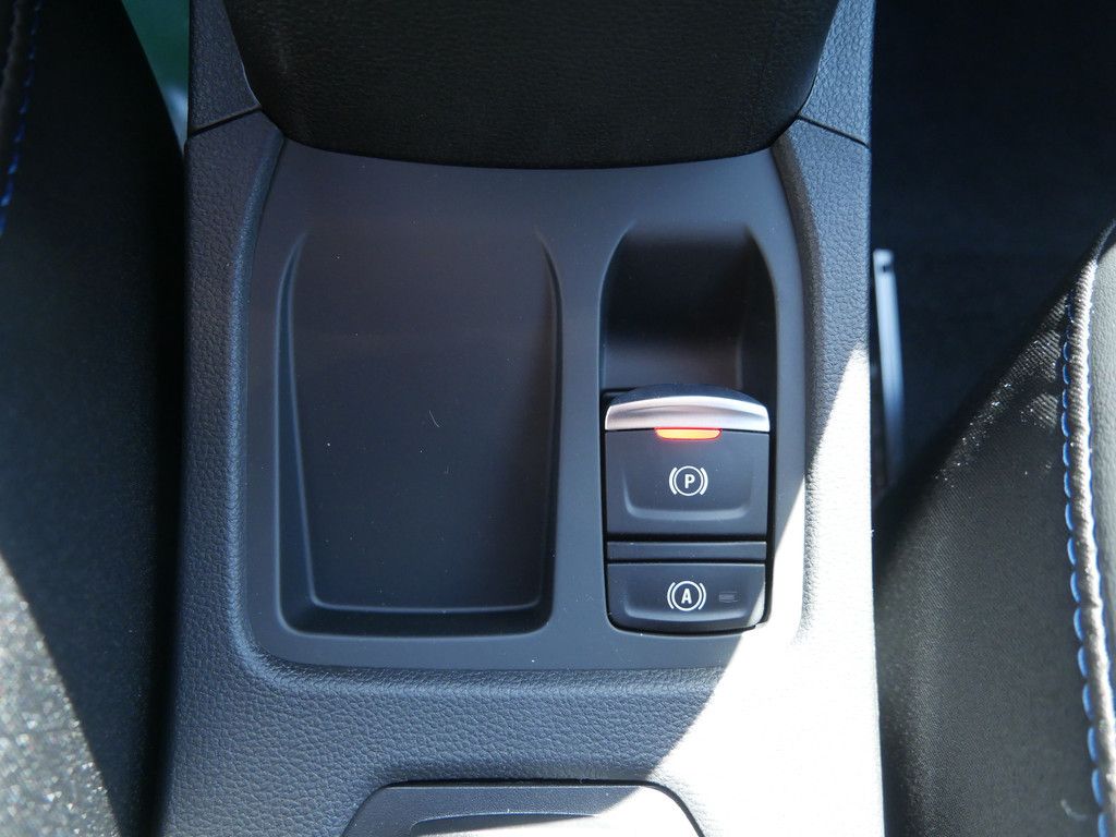 Fahrzeugabbildung Renault Clio Esprit Alpine E-Tech Full Hybrid 145