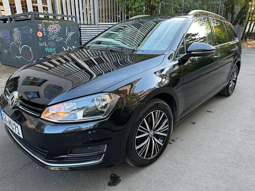 Image of Volkswagen Golf