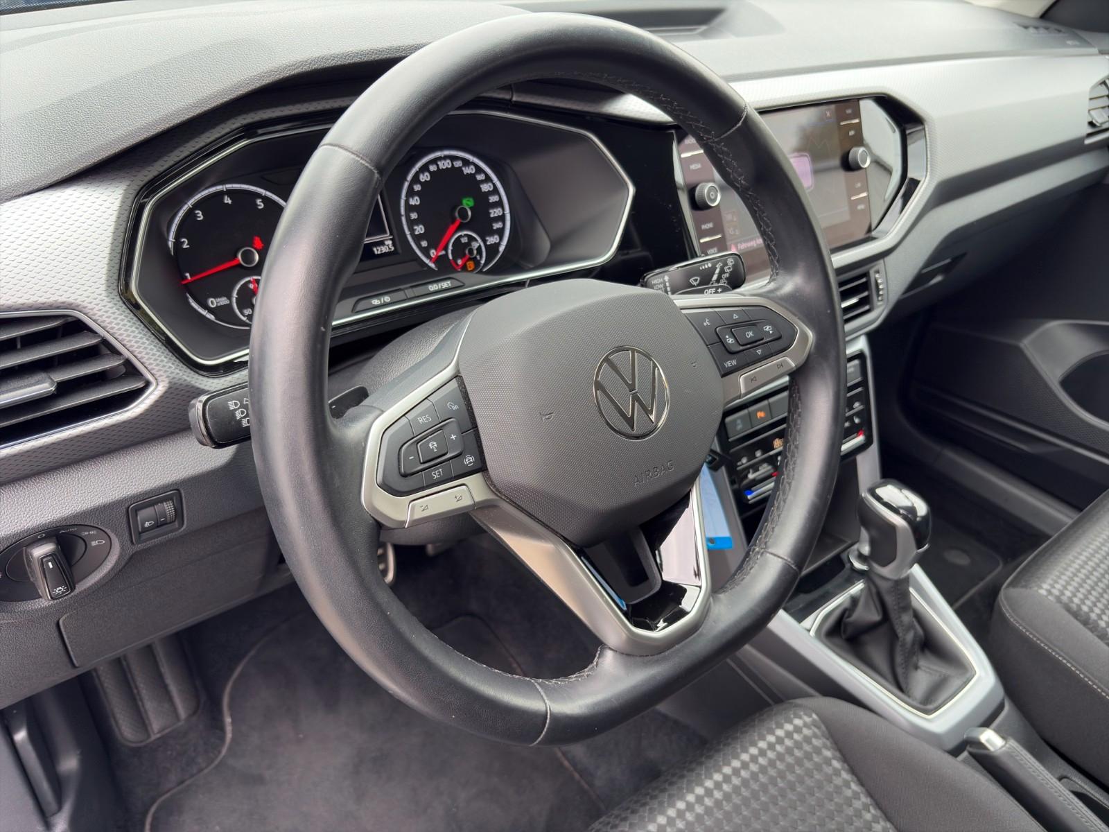 Volkswagen T-Cross Life ACTIVE  1.0 TSI DSG AHK ACC Navi