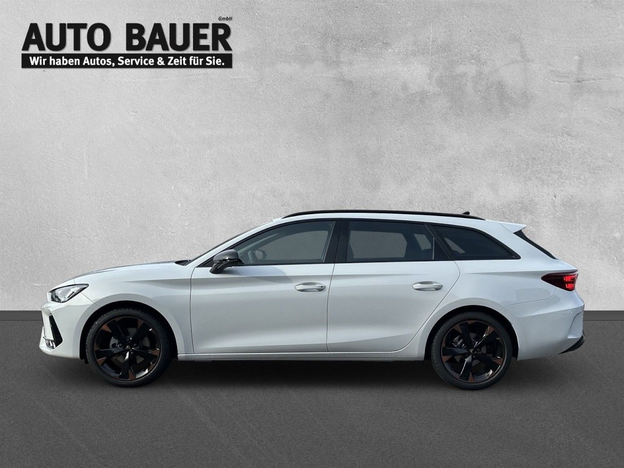 Fahrzeugabbildung CUPRA Leon Sportstourer 1.5 TSI 110 kW (150 PS) 6-Gang - mit KI generiert/bearbeitet