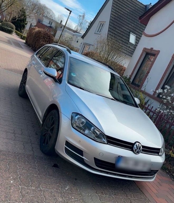 Image of Volkswagen Golf