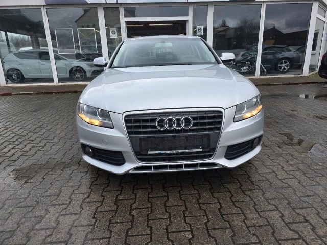 Audi A4 Lim. Attraction EURO 5 TOP