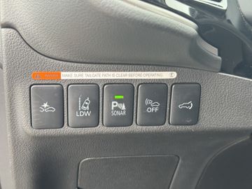 Mitsubishi Outlander 4WD PHEV *KEYLESS*PANORAMA*