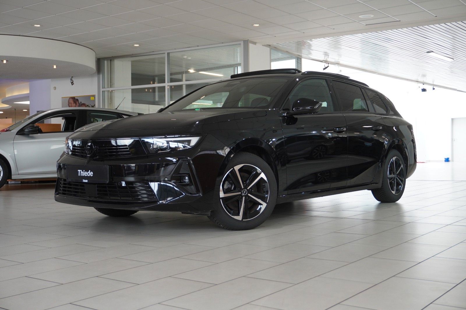 Opel Astra L ST 1.2 HYBRID GS NAVI/LED/360°/PANO/HUD imagem 3