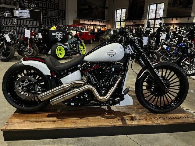 Harley-Davidson FXBRS Breakout 117cui CVO UmbauUmbau