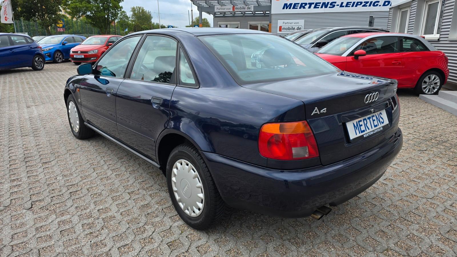 Audi A4 1.8 T 30 Jahre Oldtimer