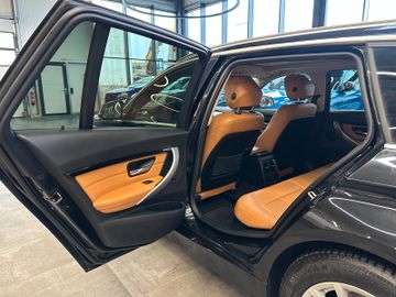 BMW 320 d Touring Sport Line *2. Hand*Klima*AHK*Navi