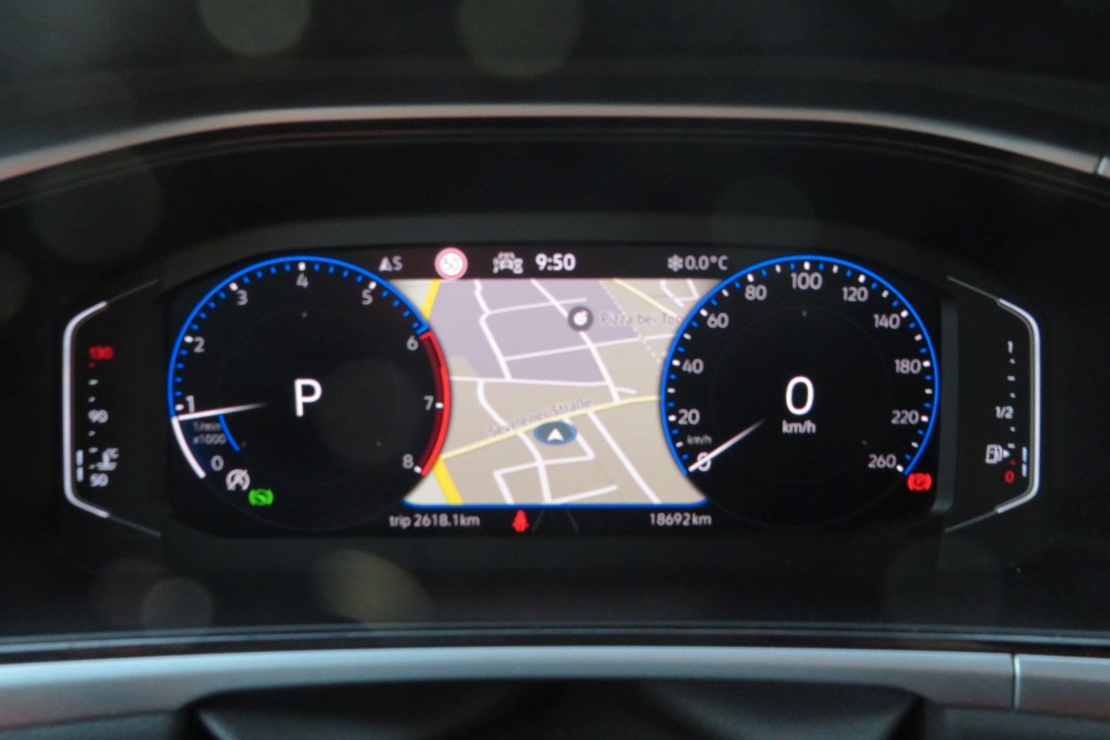 Fahrzeugabbildung Volkswagen T-Roc Life LED AHK KAMERA ACC NAVI 1.HD