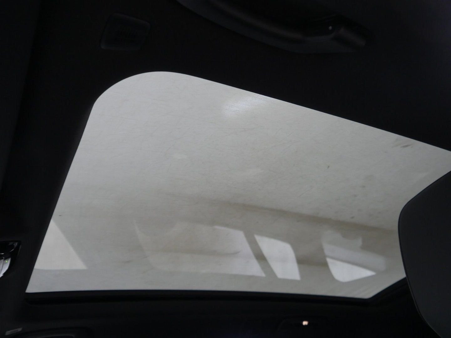 Fahrzeugabbildung BMW 520d xDrive M Sportpaket pro, Panorama-Glasdach,