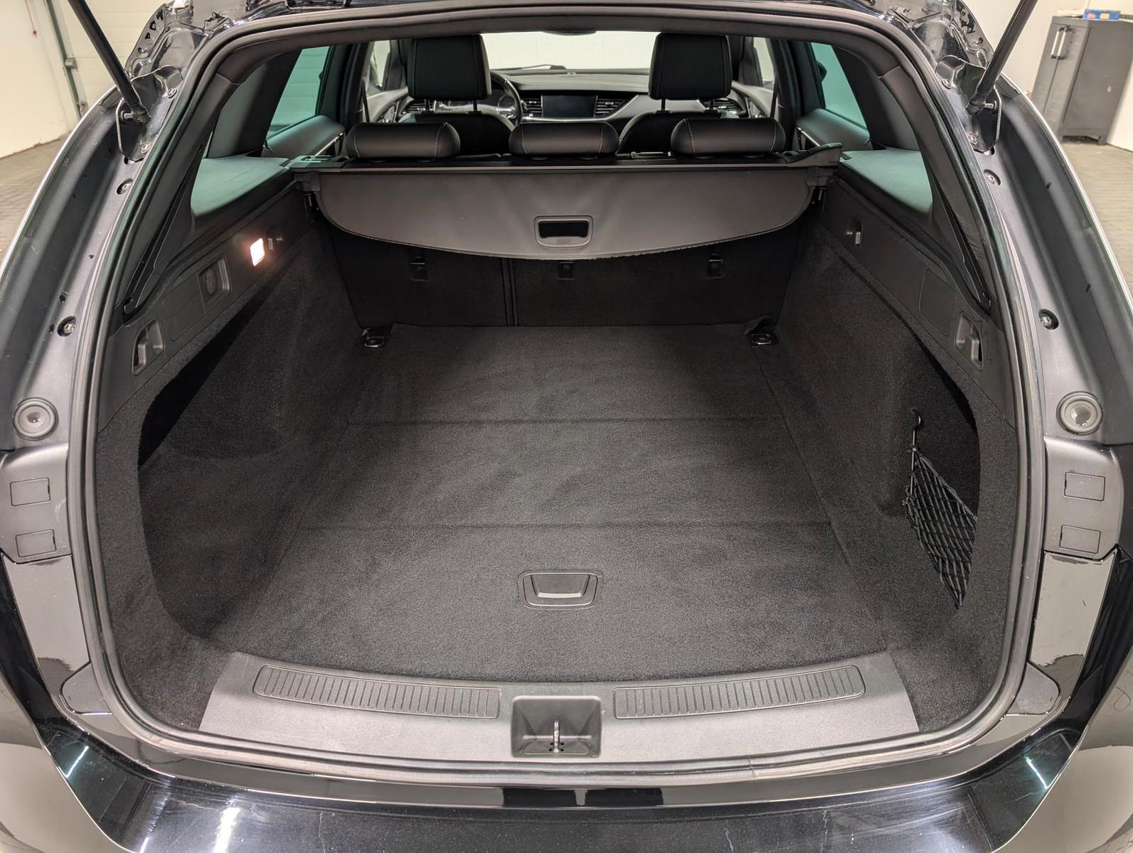 Opel Insignia ST Elegance IntelliLux/Nav/SHZ/Kam/17LM