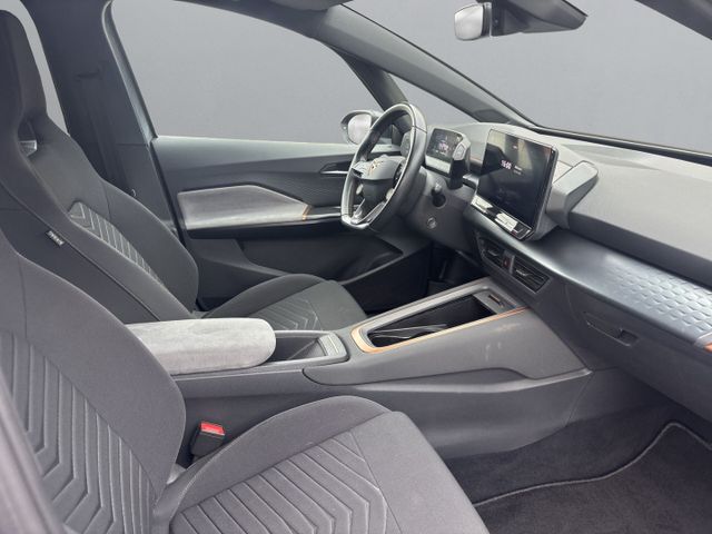 Born *170 kW+77KW+Navi+Digitales Cockpit+LED+ACC