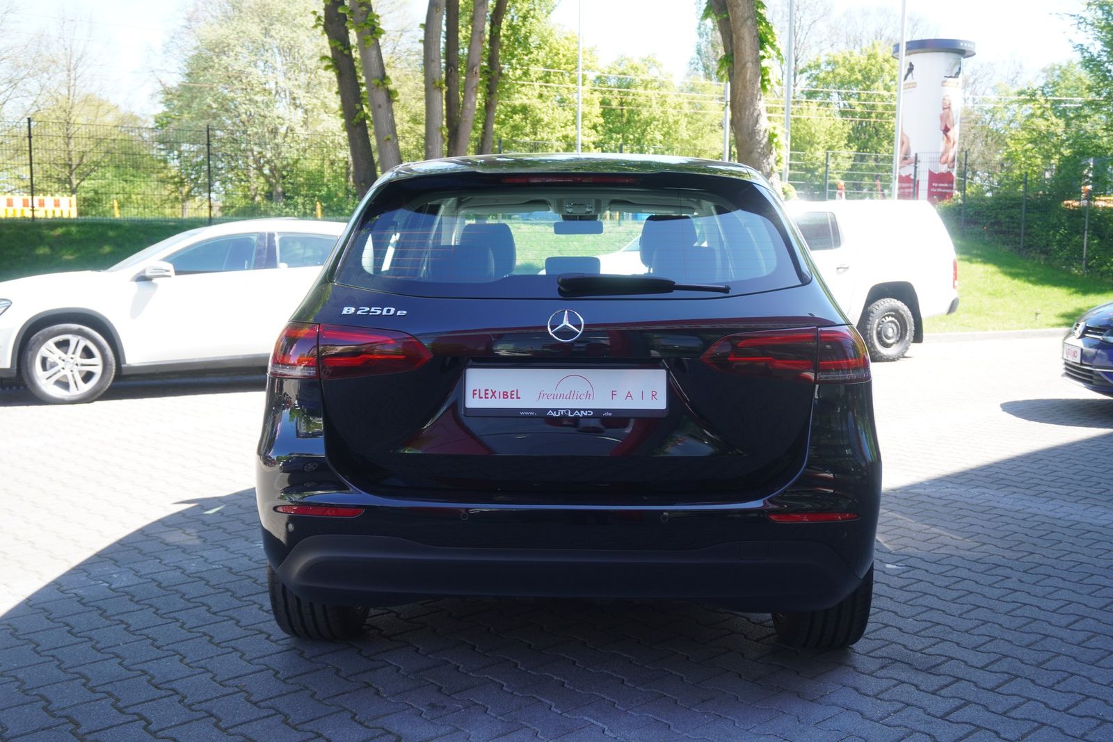 Mercedes-Benz B250 e Style AUTOMATIK LED NAVI SPUR TOTW T-LEDE foto 7