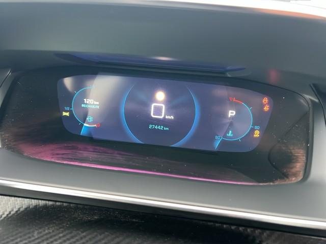 Peugeot 2008 GT PACK PURETECH 130 EAT8 NAVI+LED+PANO+SIT