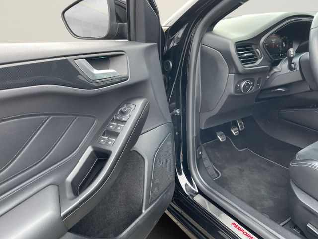 Ford Focus Turnier ST Performance+Kamera+Navi+B&O