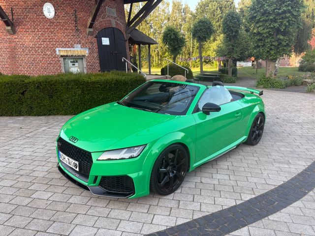 AUDI TT RS Exclusive Porsche B&amp;O  280 km/h  Top gepfl