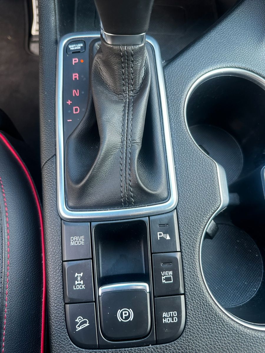 Fahrzeugabbildung Kia Sportage 1.6 T-GDI DCT 4WD GT line
