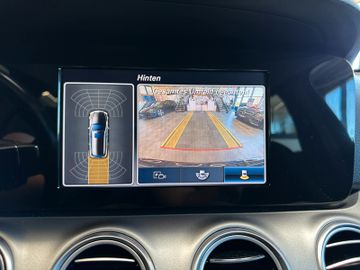 MYAUTOCENTER – Gebraucht- und Jahreswagen mit Werkstattservice in Pfaffenhofen Mercedes-Benz E 200 d *LED*Kamera*PDC*