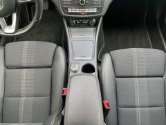 Fahrzeugabbildung Mercedes-Benz GLA 250 Urban-/Progressive-Paket Navi Garantie!