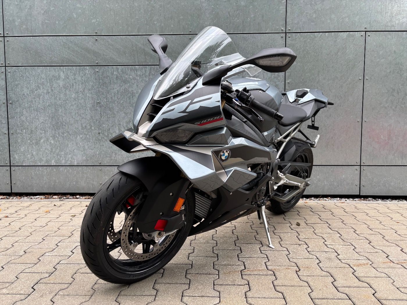 Fahrzeugabbildung BMW S 1000 RR Dynamik-Paket Frästeile